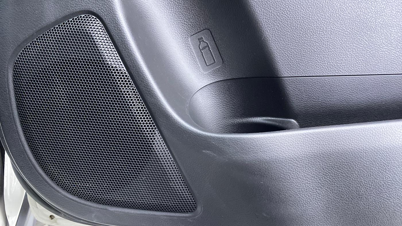 2020 Maruti XL6 ZETA SHVS, Petrol, Manual, 7,827 km, Speaker