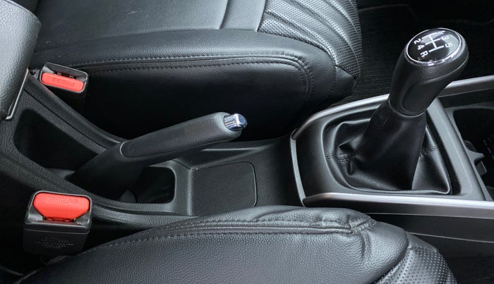 2020 Maruti XL6 ZETA SHVS, Petrol, Manual, 7,827 km, Gear Lever