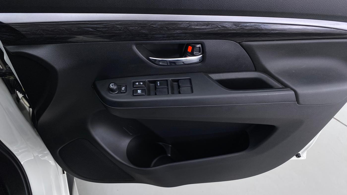 2020 Maruti XL6 ZETA SHVS, Petrol, Manual, 7,827 km, Driver Side Door Panels Control