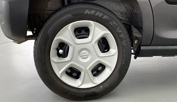 2019 Maruti S PRESSO VXI, Petrol, Manual, 27,221 km, Right Rear Wheel