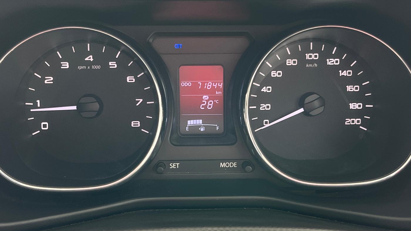 2019 Tata NEXON XZ PLUS DIESEL DUAL TONE, Diesel, Manual, 71,844 km, Odometer Image