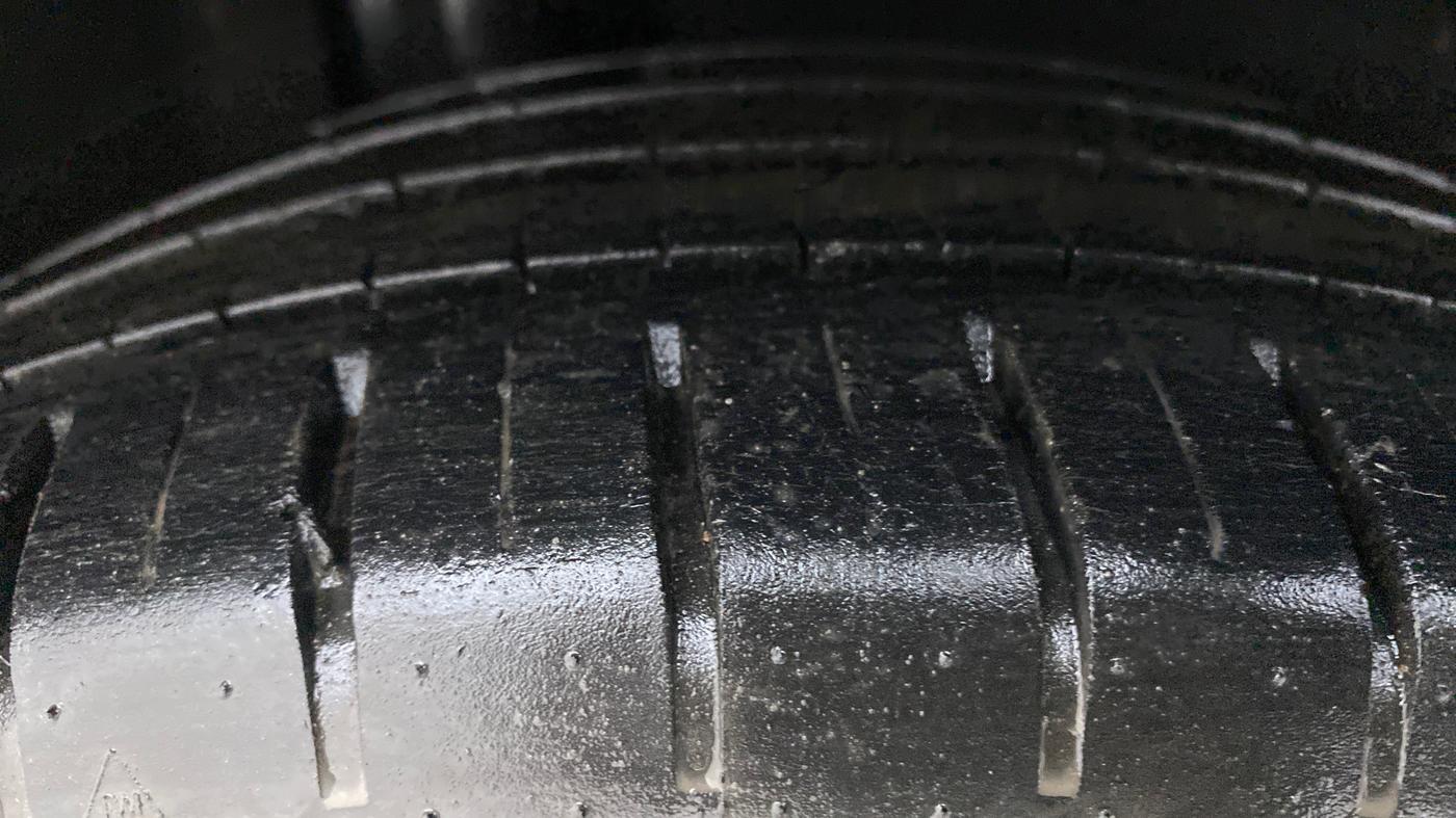 2019 Toyota Glanza V CVT, Petrol, Automatic, 68,576 km, Right Rear Tyre Tread