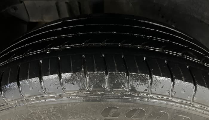 2019 Tata NEXON XM PETROL, Petrol, Manual, 69,039 km, Right Rear Tyre Tread