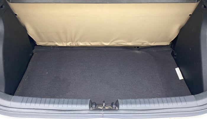 2019 Hyundai Elite i20 SPORTZ PLUS 1.2, Petrol, Manual, 75,000 km, Boot Inside