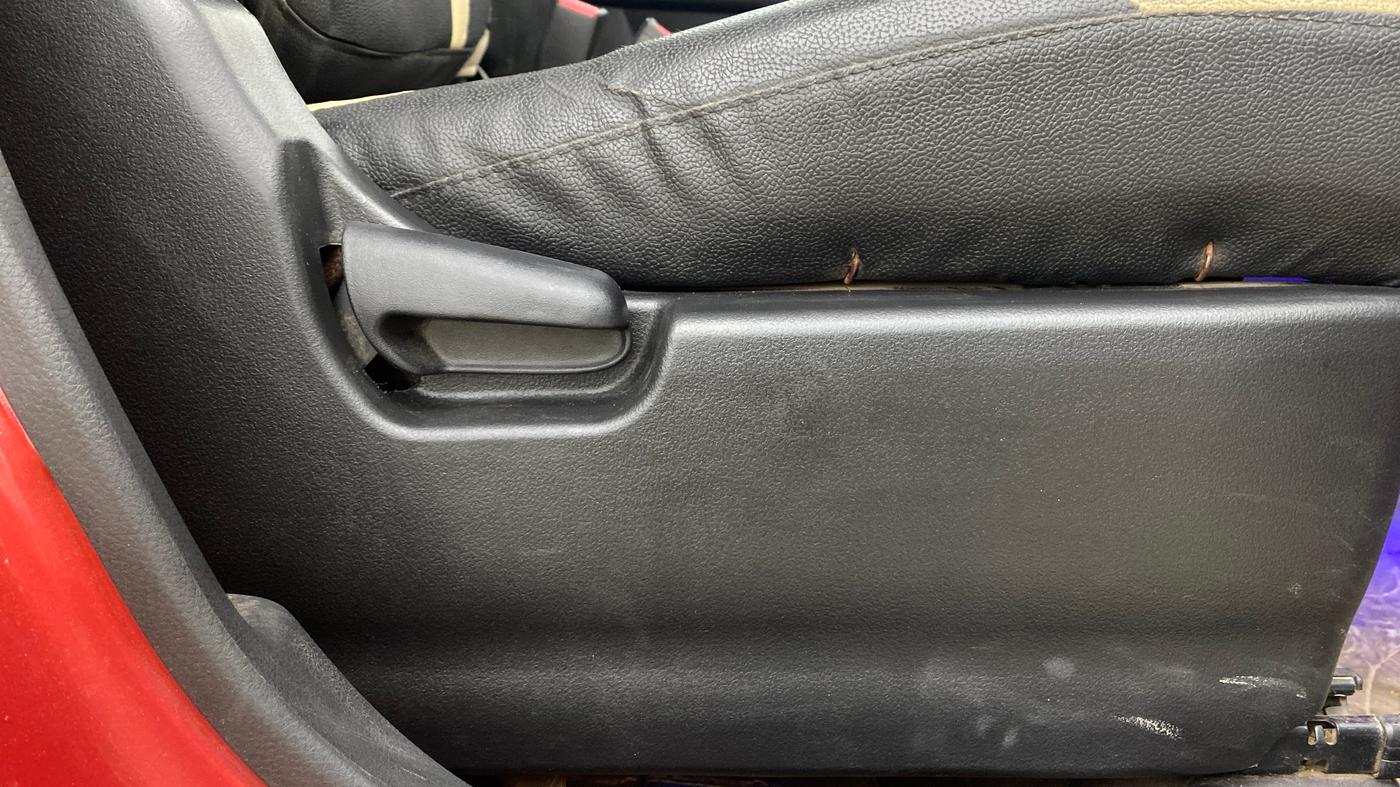 2018 Maruti Wagon R 1.0 LXI CNG, CNG, Manual, 65,863 km, Driver Side Adjustment Panel
