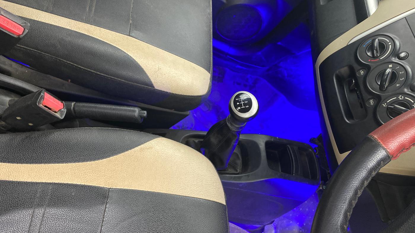2018 Maruti Wagon R 1.0 LXI CNG, CNG, Manual, 65,863 km, Gear Lever