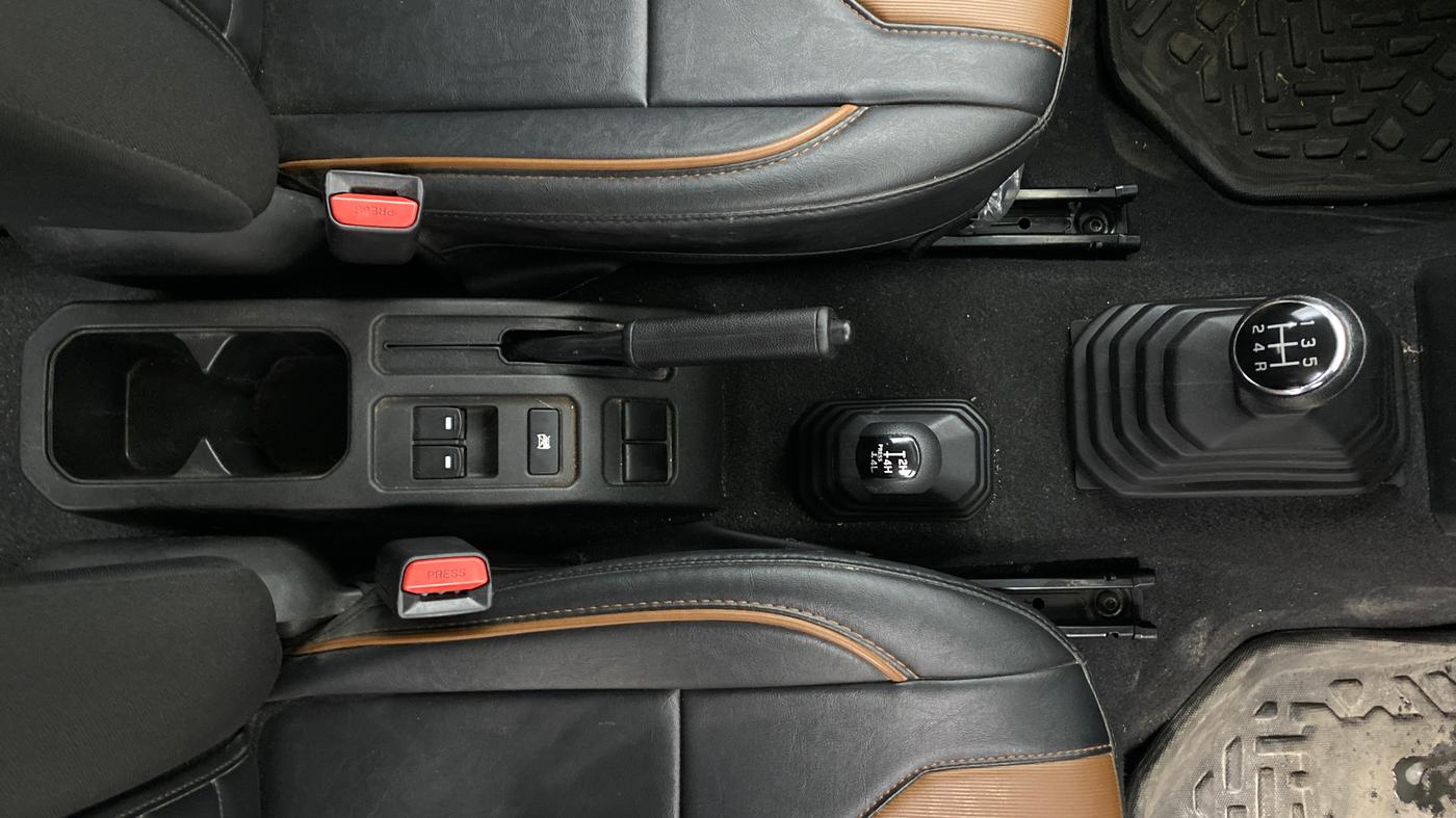 2023 Maruti JIMNY ZETA ALL GRIP PRO , Petrol, Manual, 32,556 km, Gear Lever