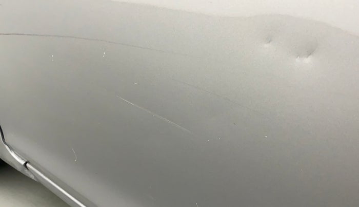 2012 Maruti Swift ZXI, Petrol, Manual, 47,360 km, Front passenger door - Minor scratches