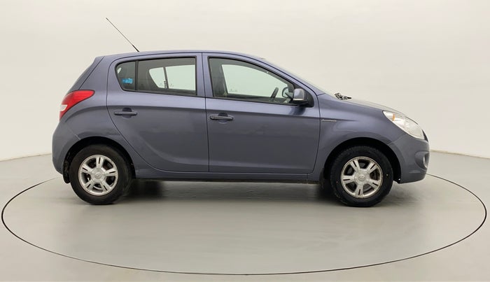 2011 Hyundai i20 ASTA 1.4 AT, Petrol, Automatic, 38,395 km, Right Side View