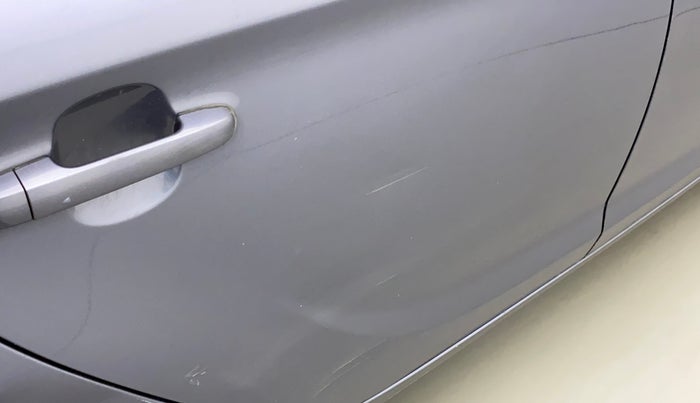 2011 Hyundai i20 ASTA 1.4 AT, Petrol, Automatic, 38,395 km, Right rear door - Minor scratches
