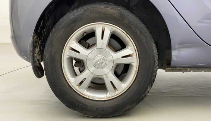 2011 Hyundai i20 ASTA 1.4 AT, Petrol, Automatic, 38,395 km, Right Rear Wheel