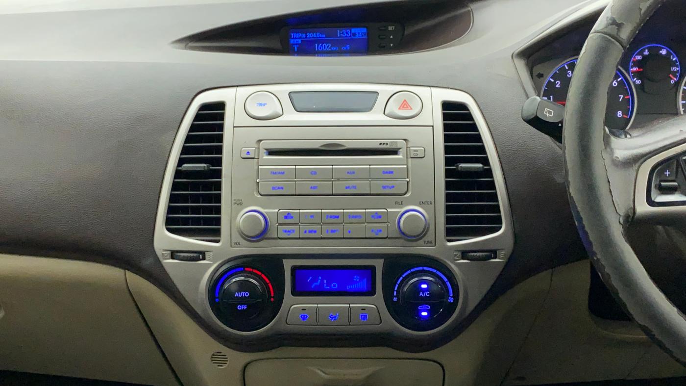 2011 Hyundai i20 ASTA 1.4 AT, Petrol, Automatic, 38,395 km, Air Conditioner