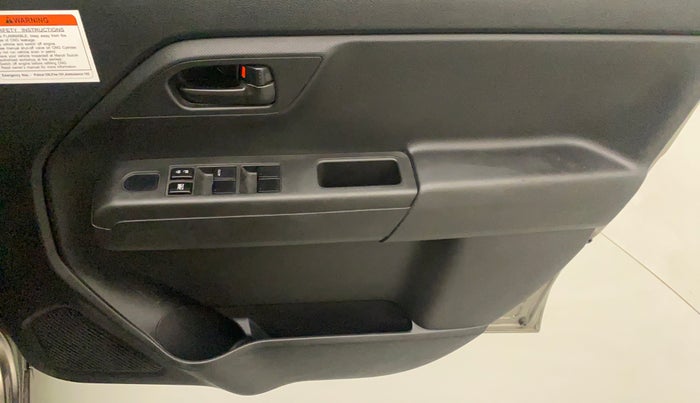 2020 Maruti New Wagon-R LXI CNG 1.0, CNG, Manual, 13,043 km, Driver Side Door Panels Control
