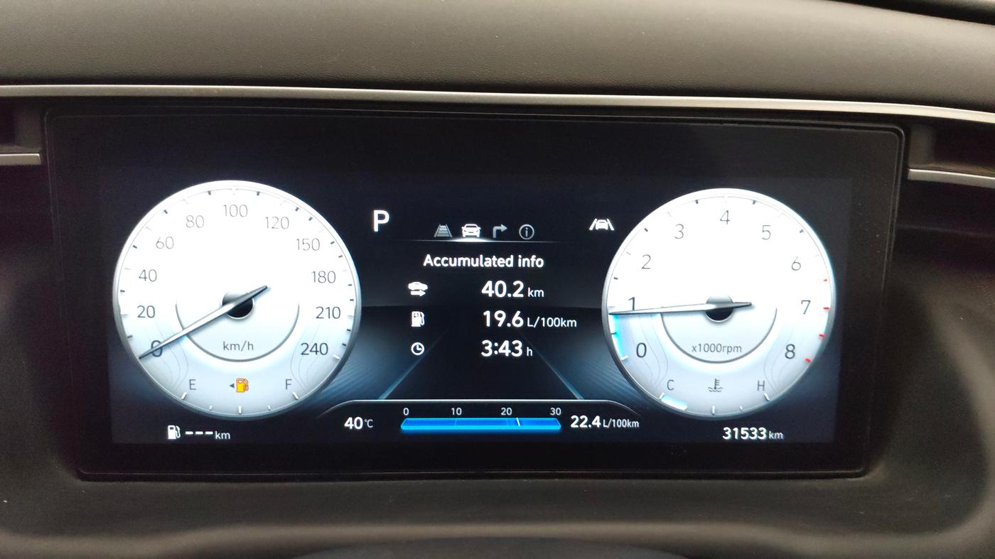 2024 Hyundai Tucson SIGNATURE 2.0 AT PETROL, Petrol, Automatic, 31,495 km, Odometer Image