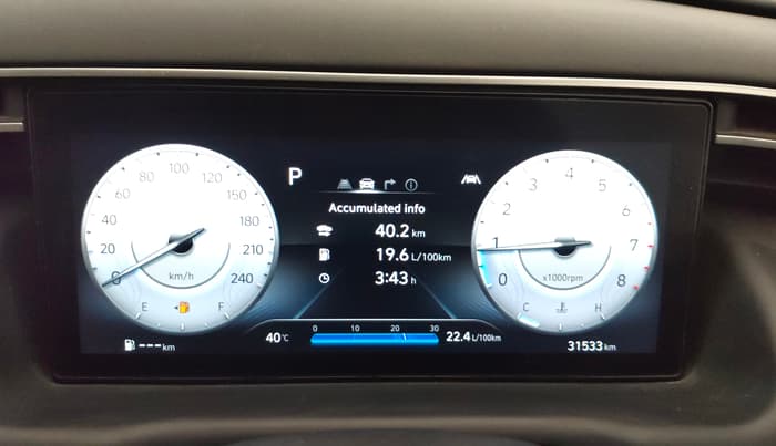 2024 Hyundai Tucson SIGNATURE 2.0 AT PETROL, Petrol, Automatic, 31,495 km, Odometer Image