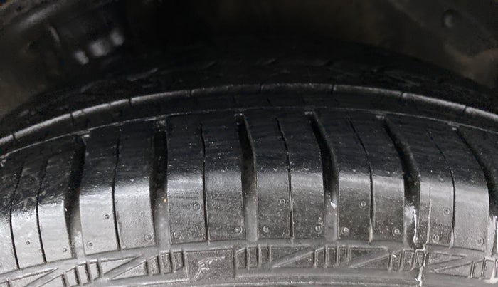 2013 Hyundai i20 ASTA 1.2, Petrol, Manual, 26,128 km, Right Front Tyre Tread