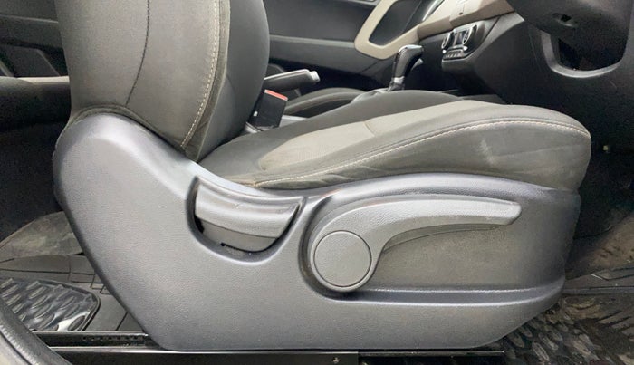 2017 Hyundai Creta SX PLUS AT 1.6 PETROL, Petrol, Automatic, 54,240 km, Driver Side Adjustment Panel