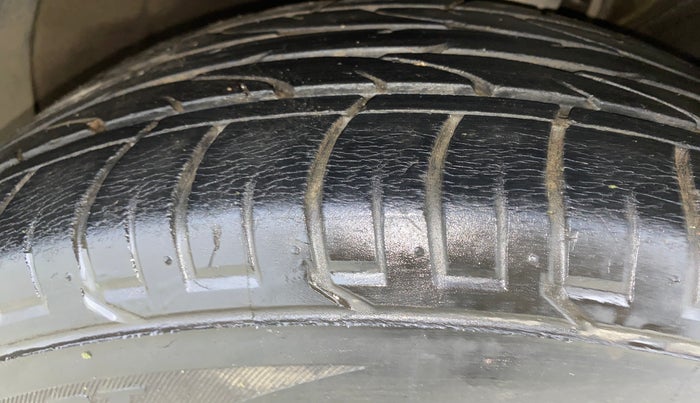 2017 Hyundai Creta SX PLUS AT 1.6 PETROL, Petrol, Automatic, 54,240 km, Right Front Tyre Tread