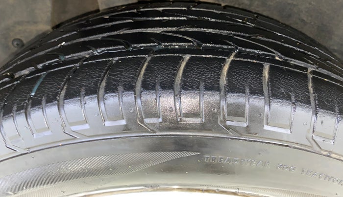 2017 Hyundai Creta SX PLUS AT 1.6 PETROL, Petrol, Automatic, 54,240 km, Right Rear Tyre Tread