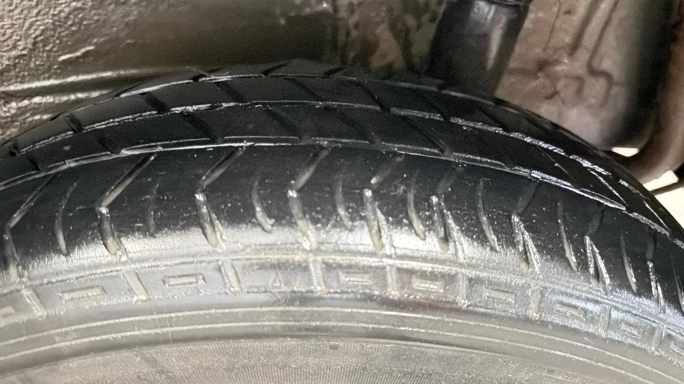 2021 Maruti New Wagon-R LXI CNG 1.0, CNG, Manual, 1,17,630 km, Left Rear Tyre Tread
