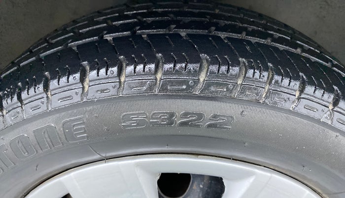 2012 Maruti Alto K10 VXI P, Petrol, Manual, 36,989 km, Right Front Tyre Tread