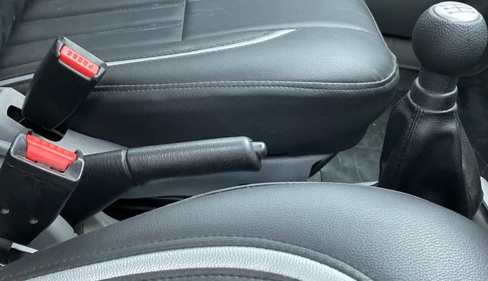 2012 Maruti Alto K10 VXI P, Petrol, Manual, 36,989 km, Gear Lever