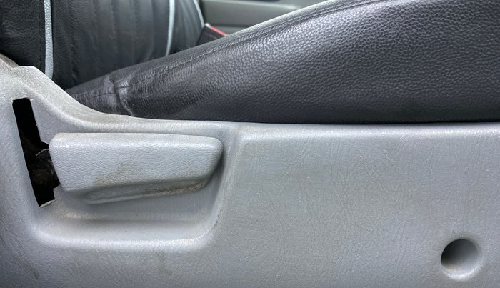 2012 Maruti Alto K10 VXI P, Petrol, Manual, 36,989 km, Driver Side Adjustment Panel