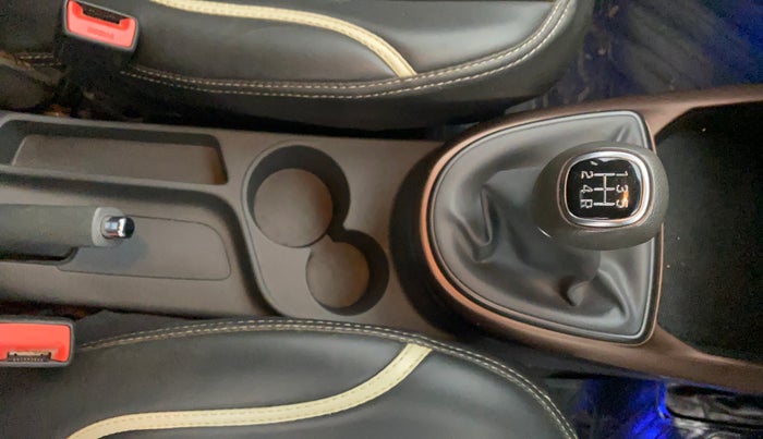 2023 Hyundai AURA SX 1.2 CNG, CNG, Manual, 34,413 km, Gear Lever