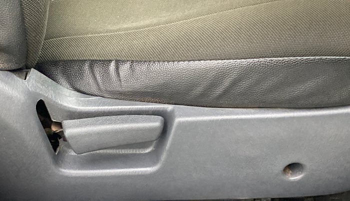 2017 Maruti Alto K10 VXI P, Petrol, Manual, 41,909 km, Driver Side Adjustment Panel