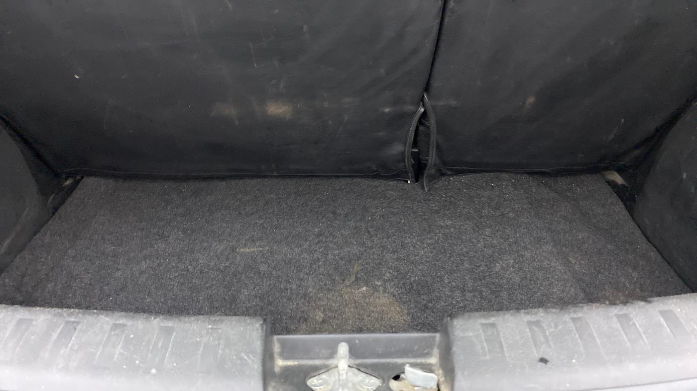 2016 Maruti Swift VXI, Petrol, Manual, 1,08,781 km, Boot Inside