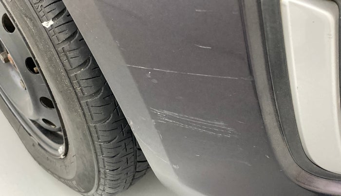 2016 Maruti Swift VXI, Petrol, Manual, 1,08,781 km, Front bumper - Minor scratches
