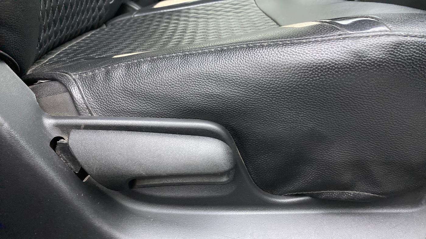 2016 Maruti Swift VXI, Petrol, Manual, 1,08,781 km, Driver Side Adjustment Panel
