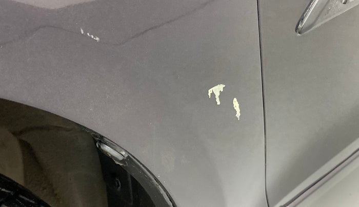 2016 Maruti Swift VXI, Petrol, Manual, 1,08,781 km, Left fender - Minor scratches