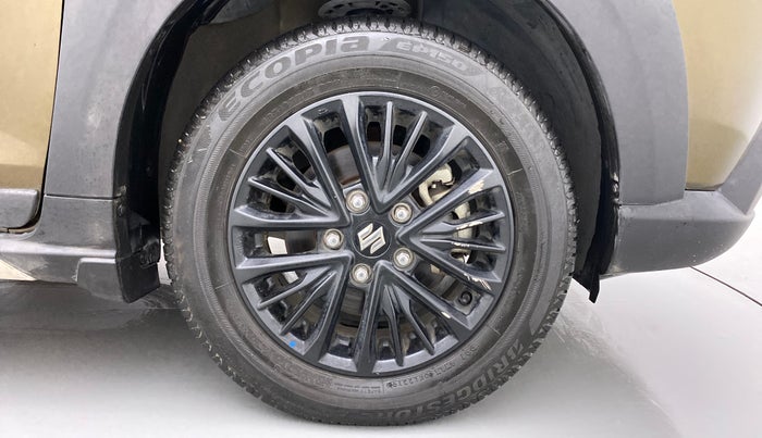 2019 Maruti XL6 ALPHA AT SHVS, Petrol, Automatic, 14,327 km, Right Front Wheel