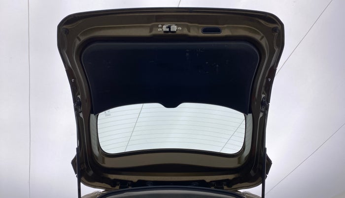 2019 Maruti XL6 ALPHA AT SHVS, Petrol, Automatic, 14,327 km, Boot Door Open