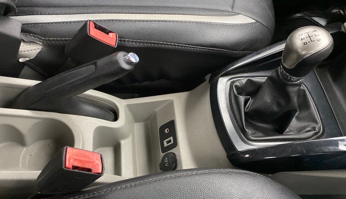 2014 Ford Ecosport 1.5TITANIUM TDCI, Diesel, Manual, 75,161 km, Gear Lever