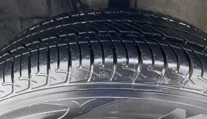 2020 Maruti New Wagon-R VXI 1.0, Petrol, Manual, 3,613 km, Left Front Tyre Tread