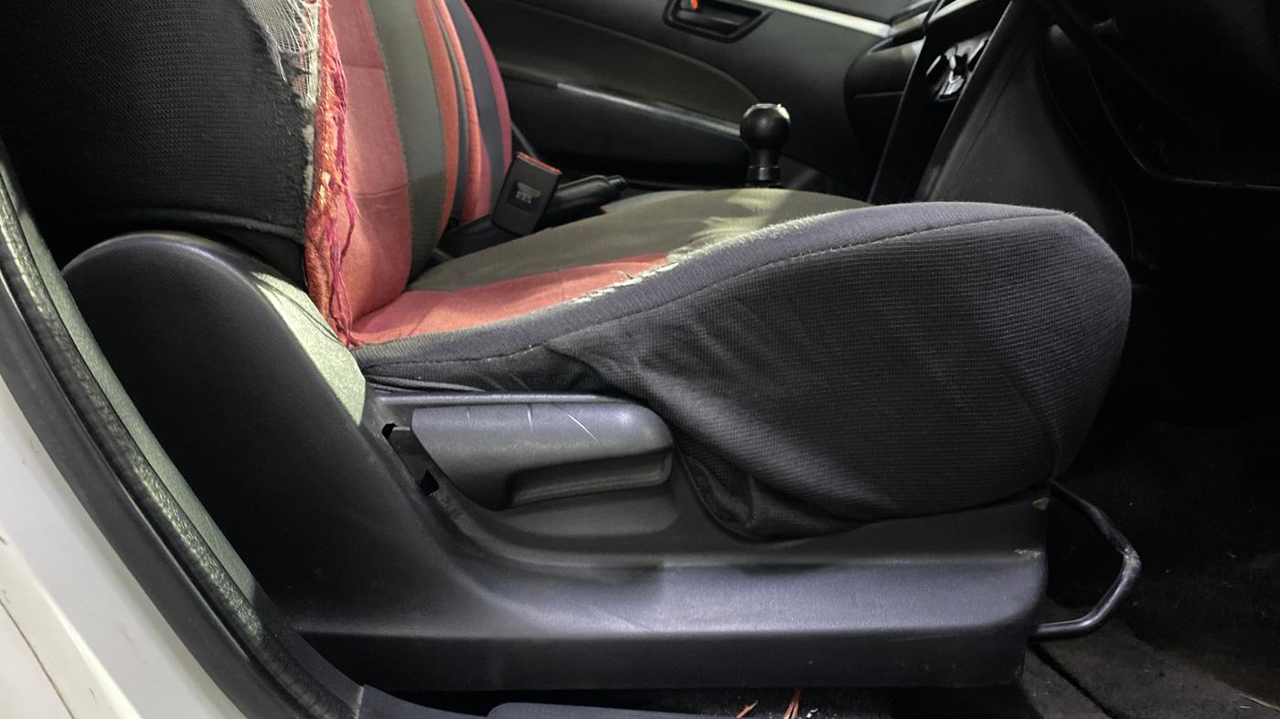 2016 Maruti Swift LXI (O), Petrol, Manual, 46,720 km, Driver Side Adjustment Panel