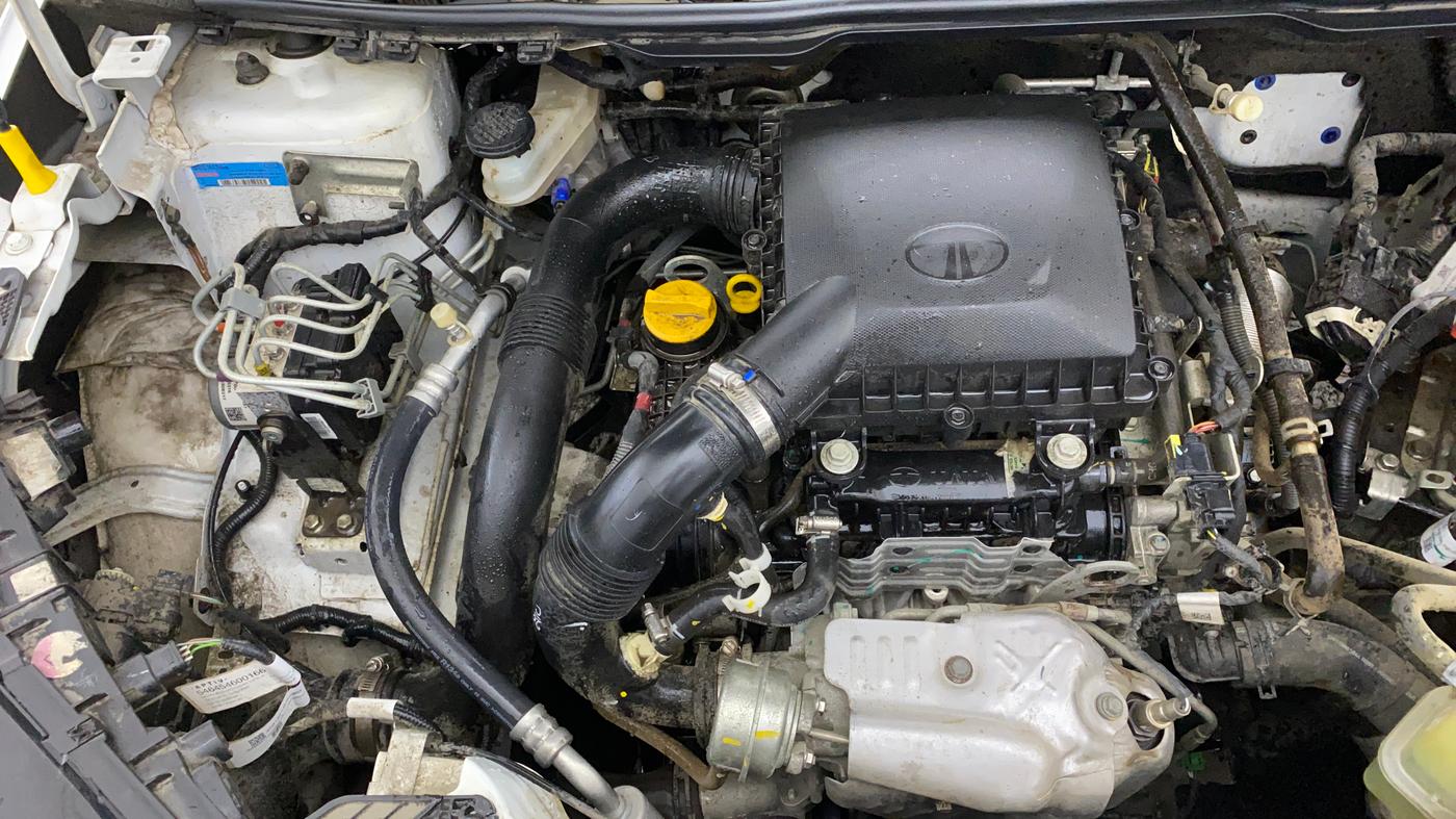 2024 Tata NEXON CREATIVE 1.2 PETROL, Petrol, Manual, 5,811 km, Engine View - Right