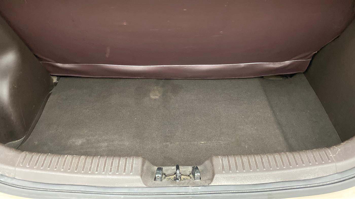 2009 Hyundai i10 MAGNA 1.2, Petrol, Manual, 50,199 km, Boot Inside