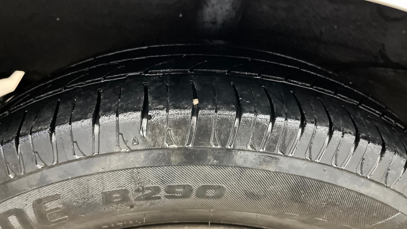 2019 Hyundai NEW SANTRO SPORTZ CNG, CNG, Manual, 87,347 km, Right Rear Tyre Tread