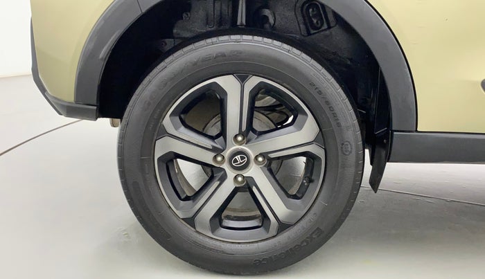 2022 Tata NEXON XZA PLUS KAZIRANGA PETROL, Petrol, Automatic, 33,516 km, Right Rear Wheel