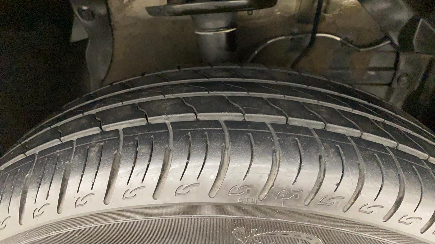 2021 Toyota URBAN CRUISER MID MT, Petrol, Manual, 7,410 km, Right Front Tyre Tread