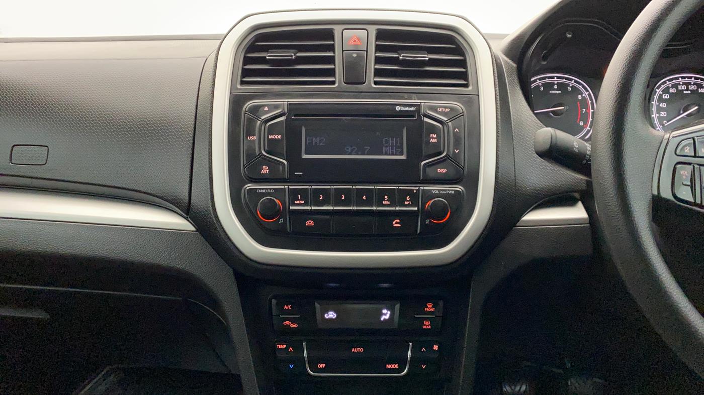 2021 Toyota URBAN CRUISER MID MT, Petrol, Manual, 7,410 km, Centre Console