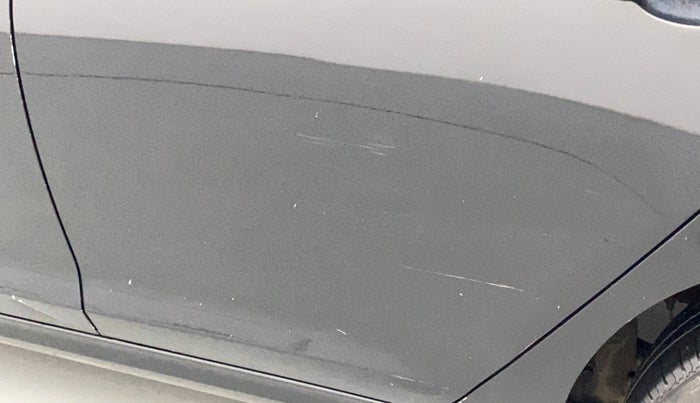 2019 Hyundai Verna 1.4 EX PETROL, Petrol, Manual, 33,547 km, Rear left door - Slightly dented