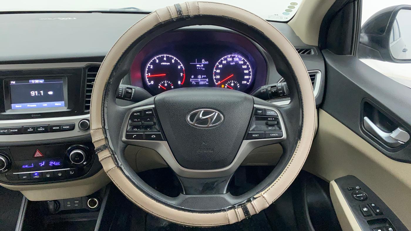 2019 Hyundai Verna 1.4 EX PETROL, Petrol, Manual, 33,547 km, Steering Wheel Close Up