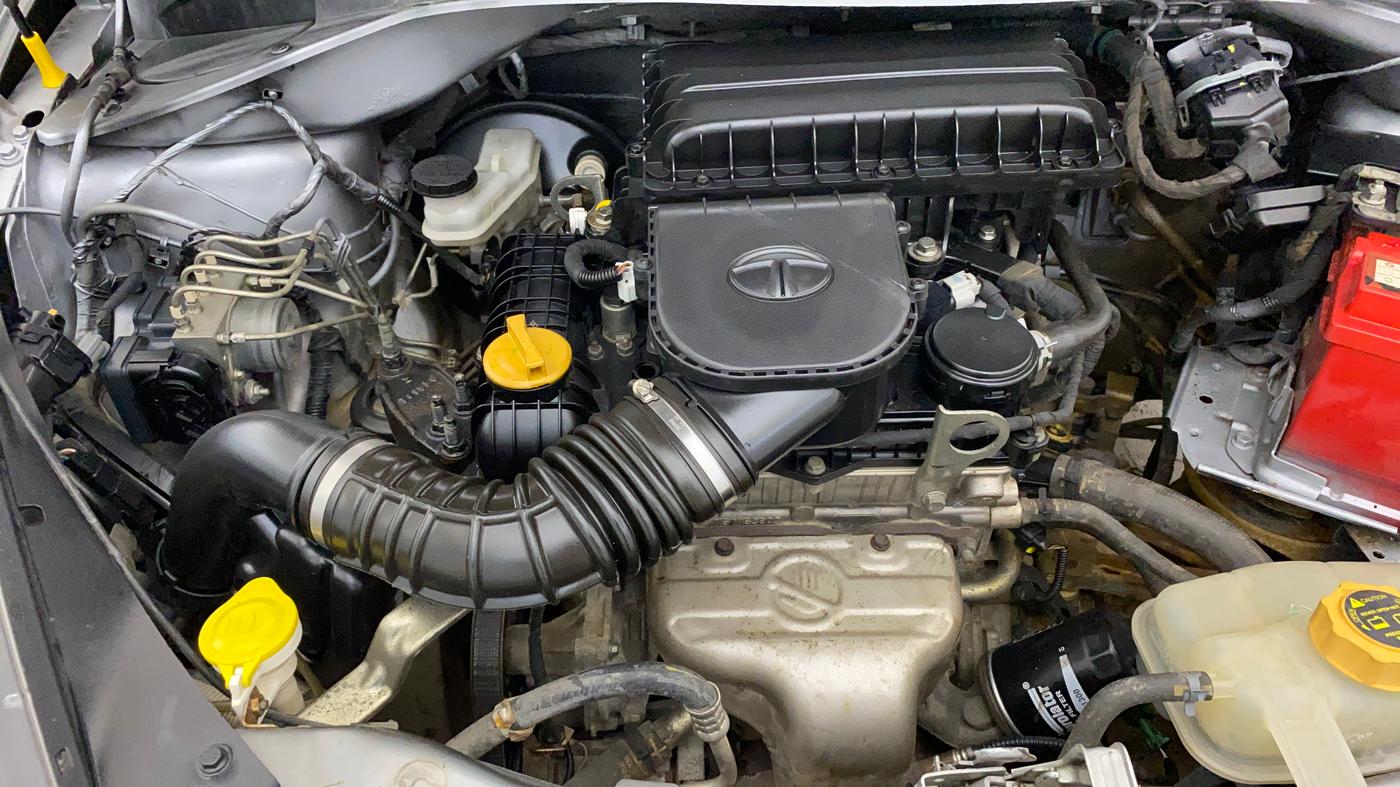 2019 Tata Tiago XZ PLUS PETROL, Petrol, Manual, 67,045 km, Engine View - Right