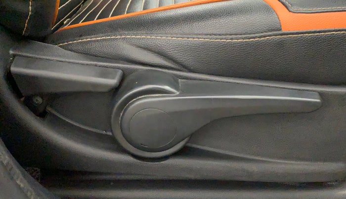 2019 Tata Tiago XZ PLUS PETROL, Petrol, Manual, 67,045 km, Driver Side Adjustment Panel
