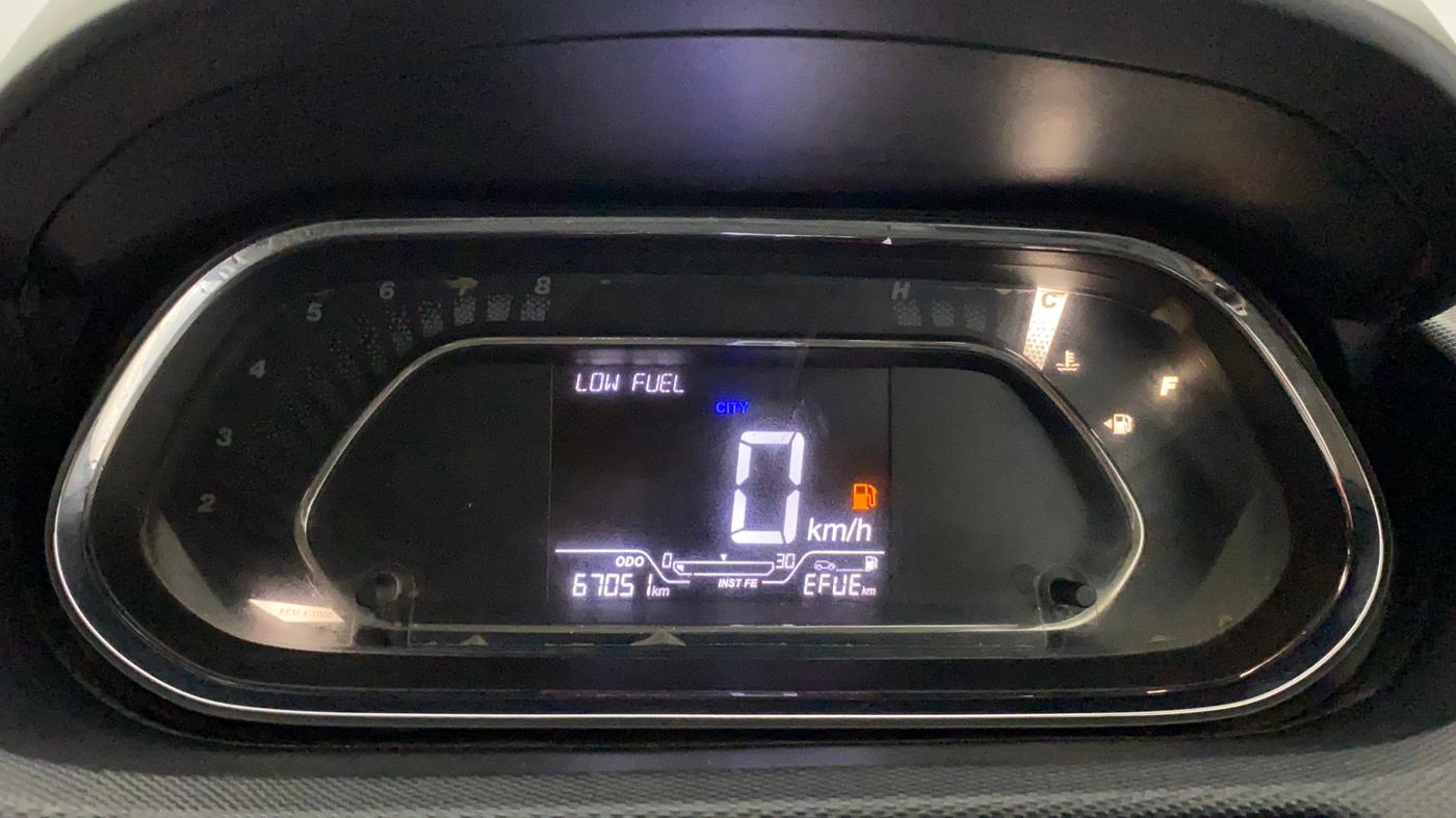 2019 Tata Tiago XZ PLUS PETROL, Petrol, Manual, 67,045 km, Odometer Image