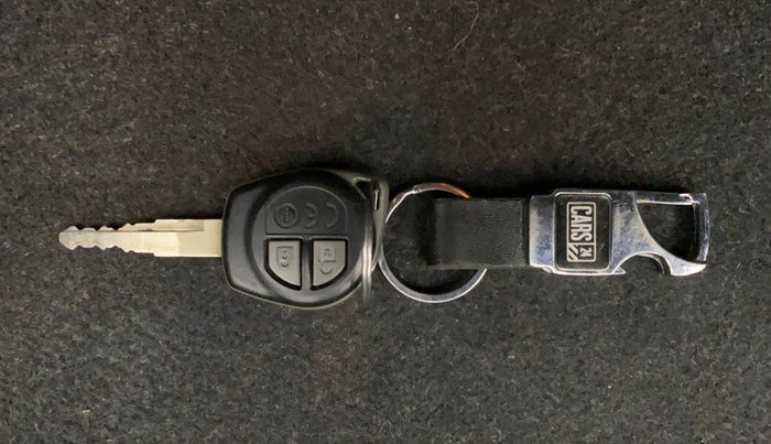 2017 Maruti Dzire VXI, Petrol, Manual, 50,144 km, Key Close Up